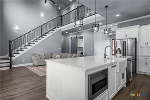 10281 Creekside Ln, Woodway, TX 76712 - Photo 13