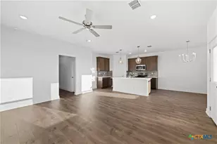 8909 Chalk Maple Dr, Killeen, TX 76542 - Photo 3