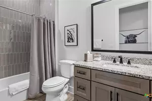 1355 Dancing Oak Ln, San Marcos, TX 78666 - Photo 19