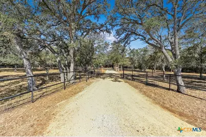 486 Westwood Road, Lockhart, TX 78644 - Photo 3