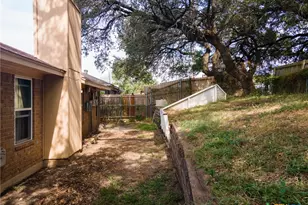 2210 Barry Dr, Killeen, TX 76543 - Photo 23