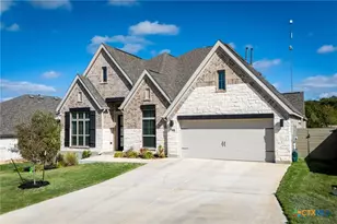 358 Bridle Trl, New Braunfels, TX 78132 - Photo 1