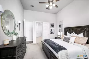 358 Bridle Trl, New Braunfels, TX 78132 - Photo 17