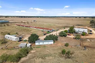 6492 State Hwy 304, Harwood, TX 78632 - Photo 29