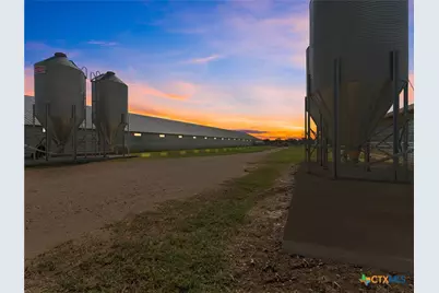 6492 State Highway 304, Harwood, TX 78632 - Photo 3