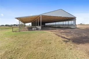 6492 State Hwy 304, Harwood, TX 78632 - Photo 25