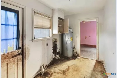 113 Wearden Drive, Victoria, TX 77904 - Photo 11