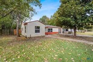 1104 Woodall St, Belton, TX 76513 - Photo 3