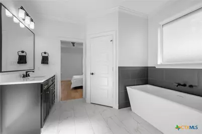 12015 Sequoia Lane, Woodway, TX 76712 - Photo 19