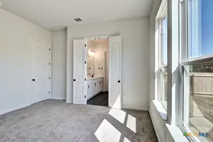 868 Farmhouse Trl, New Braunfels, TX 78130 - Photo 11