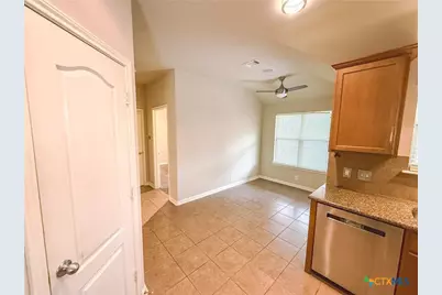 5423 Southern Oaks, San Antonio, TX 78261 - Photo 15