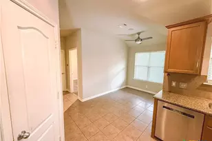 5423 Southern Oaks, San Antonio, TX 78261 - Photo 15