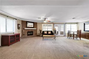 8211 Knute Rockne St, San Antonio, TX 78240 - Photo 7