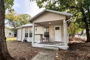 511 McKie St, San Marcos, TX 78666 - Photo 1