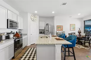 437 Signe, Seguin, TX 78155 - Photo 11