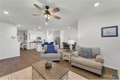 437 Signe, Seguin, TX 78155 - Photo 5