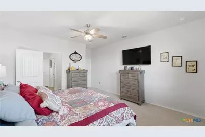 437 Signe, Seguin, TX 78155 - Photo 25