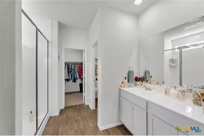 437 Signe, Seguin, TX 78155 - Photo 11