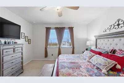 437 Signe, Seguin, TX 78155 - Photo 27