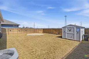 437 Signe, Seguin, TX 78155 - Photo 5