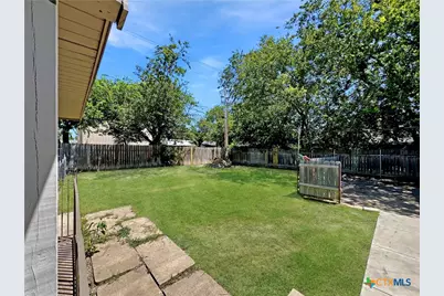 1311 W Main Street, Gatesville, TX 76528 - Photo 29