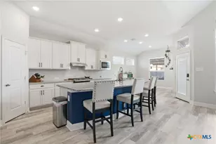 1059 Buffalo Grove, New Braunfels, TX 78130 - Photo 5