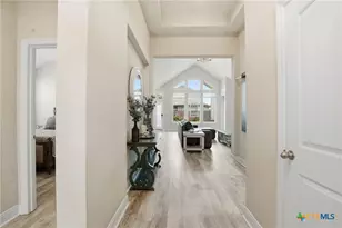 1059 Buffalo Grove, New Braunfels, TX 78130 - Photo 3