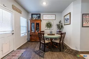 929 Indigo Wy, Seguin, TX 78155 - Photo 17