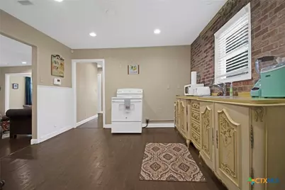 1236 S Academy Avenue, New Braunfels, TX 78130 - Photo 11