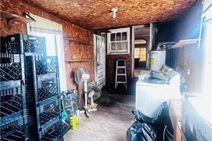 701 W May St, Yoakum, TX 77995 - Photo 15