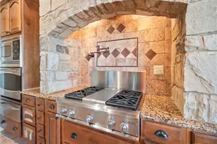 957 Phantom Rider Trail, Spring Branch, TX 78070 - Photo 3