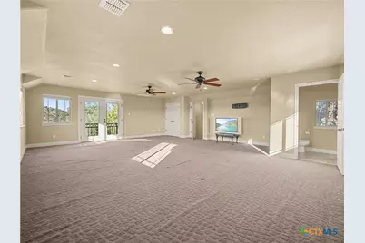 957 Phantom Rider Trail, Spring Branch, TX 78070 - Photo 33