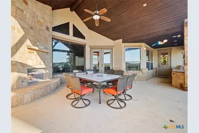 957 Phantom Rider Trail, Spring Branch, TX 78070 - Photo 37