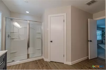 1947 Queen Victoria Drive, New Braunfels, TX 78130 - Photo 21