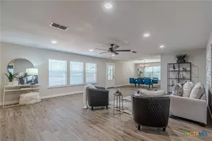 1947 Queen Victoria Dr, New Braunfels, TX 78130 - Photo 7