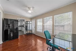 819 N 7th St, Temple, TX 76501 - Photo 15