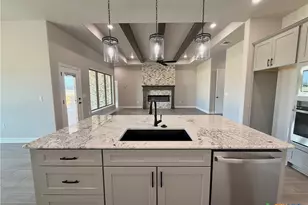 302 Lee Mays Blvd, Troy, TX 76579 - Photo 11