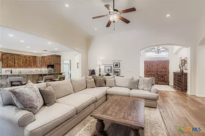 9907 Kopplin Road, New Braunfels, TX 78132 - Photo 7