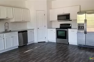 1063 Sleepy Hollow, Spring Branch, TX 78070 - Photo 3