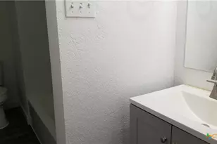 1063 Sleepy Hollow, Spring Branch, TX 78070 - Photo 13