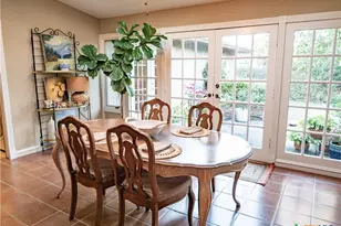 2101 E Mistletoe Ave, Victoria, TX 77901 - Photo 17