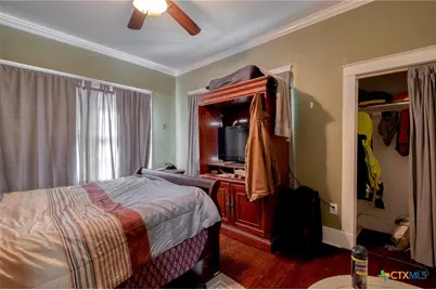 809 S Pecan Avenue, Luling, TX 78648 - Photo 13