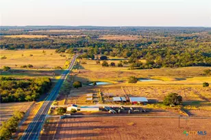 1155 Fm 2438, Seguin, TX 78155 - Photo 11