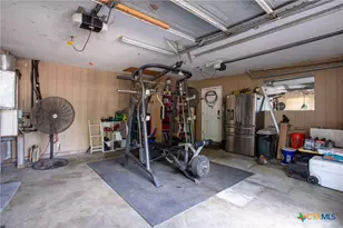 25195 US Hwy 77, Yoakum, TX 77995 - Photo 25