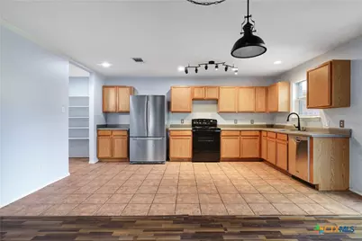 8515 Shaenfield Place, San Antonio, TX 78254 - Photo 7