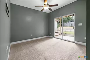 557 Lee St, New Braunfels, TX 78130 - Photo 19