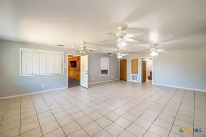 1724 Hickston Street, Gonzales, TX 78629 - Photo 19