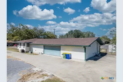 1724 Hickston Street, Gonzales, TX 78629 - Photo 31