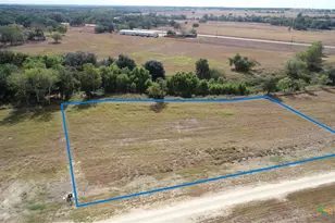 511 Co Rd 362, Shiner, TX 77984 - Photo 1