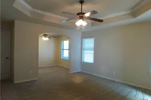 400 Leo Ln, Killeen, TX 76542 - Photo 9